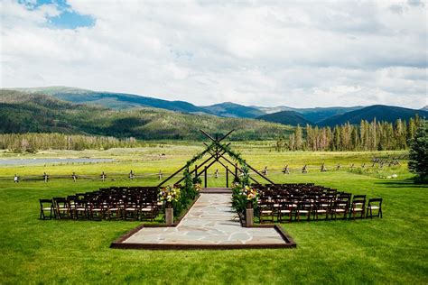 Wedding Venue Review Devils Thumb Ranch In Colorado