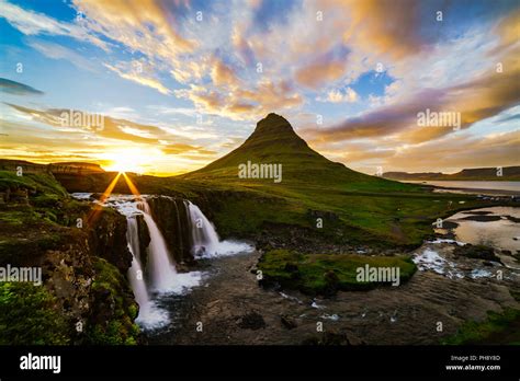 View Of Mount Kirkjufell And Kirkjufellfoss In Iceland Stock Photo Alamy