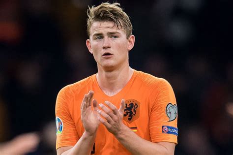 Check out his latest detailed stats including goals, assists, strengths & weaknesses and match ratings. Transferts - Mercato : Le juste prix de... Matthijs de ...