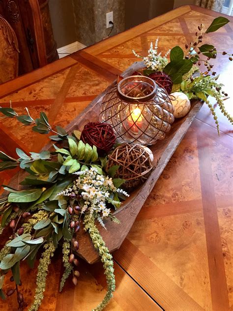 Rustic Dough Bowl Centerpiece #farmhouseinspiration | Farmhouse table