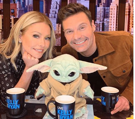 Kelly Ripa Boycotts Alcohol Discloses Why And It Has Nothing Do With
