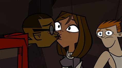 image cameron kissed courtney png total drama wiki fandom powered by wikia