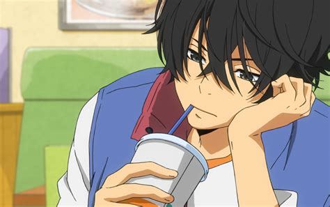 Сидзуку мизутани безразлична к своим одноклассникам, круг её интересов ограничивается лишь её успеваемостью в школе и хорошими оценками на экзаменах. Anime Recomendado: Anime recomendado: "Tonari no Kaibutsu-kun"