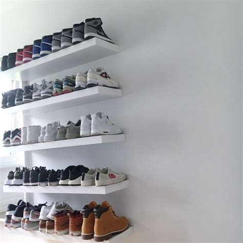 The earliest known shoes are sagebrush bark sandals dating from approximately 7000 or 8000 bc, found in the fort rock cave in the us state of oregon in 1938. Personal Inspo Album #1 | Shoe rack, Shoe room, Minimalist ...