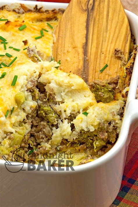 Add the cooked mince and then pour the stock mixture into empty mince pan, scraping off any bits of mince left in the pan. Low-Carb Shepherd's Pie - The Midnight Baker