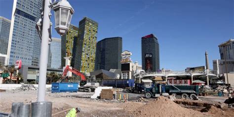 Iconic Las Vegas Strip Club Theater Demolished Trending News