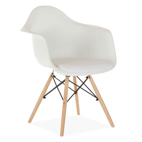 Es bestehen dem alter entsprechend leichte gebrauchsspuren. Chaise Eames Daw