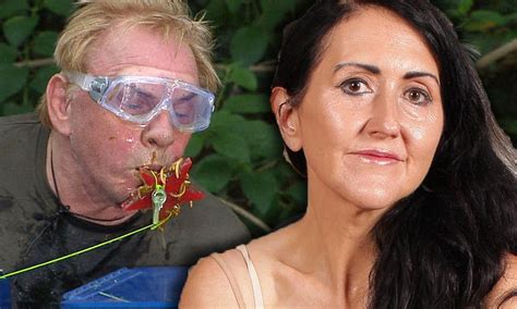 Im A Celebrity 2011 Liz Jones Pulled Out And Only A Higher Being