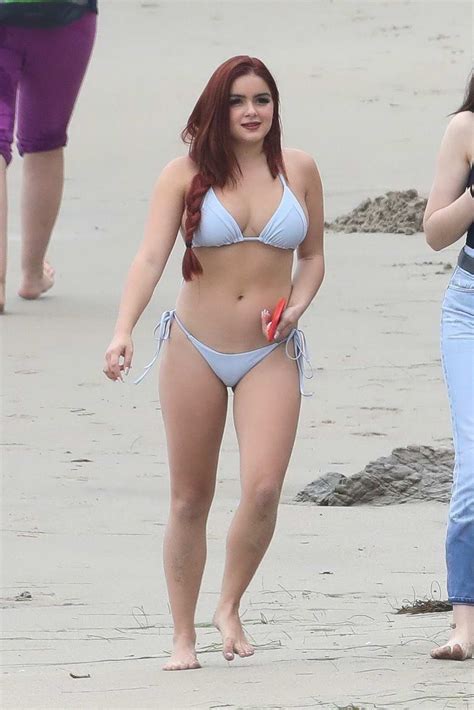 Ariel Winter In Bikini Hits The Beach On Memorial Day 290517 15