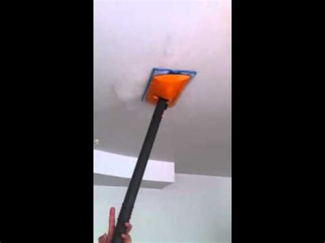 Laver un mur avant peinture; lavage de plafonds entretien Flonet - YouTube