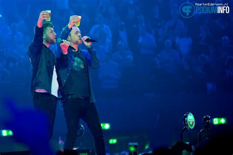 Previous question and answers from this property. Diggy Dex op De Vrienden van Amstel Live 2020 foto op ...