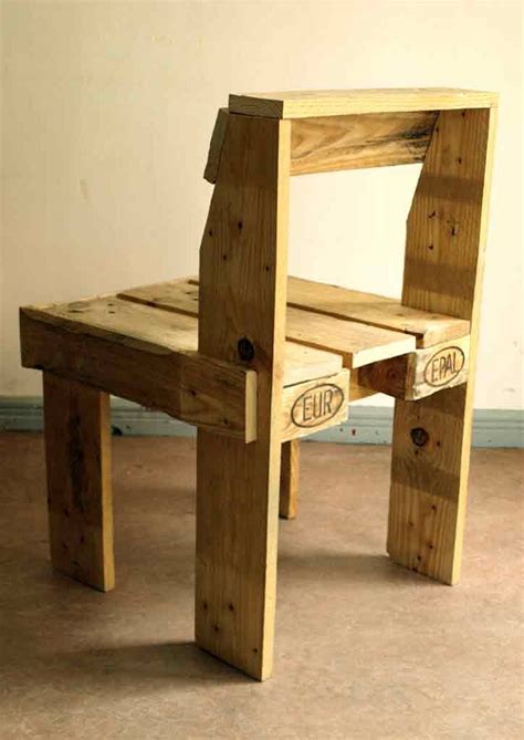 It would be good to have tools handy in order to do better cutting and take less time when doing these projects. Pallet Chair - Kito Colchester