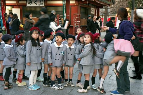Around the world & news. The Best School Uniforms Around the World — Photos - Vogue