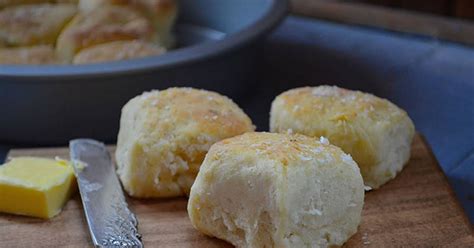 You will simply combine all of the ingredients and divide the batter between six muffin cups. No Yeast Dinner Rolls Flour Recipes | Yummly