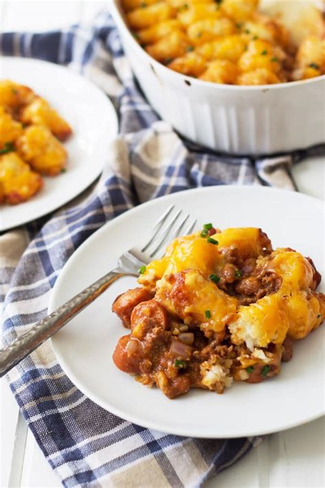 Yes it sounds horribly healthy. Chili Dog Tater Tot Casserole | Countryside Cravings