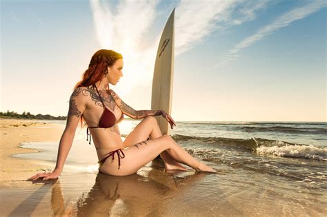 Wallpaper Sunlight Women Redhead Sea Sand Sitting Photography