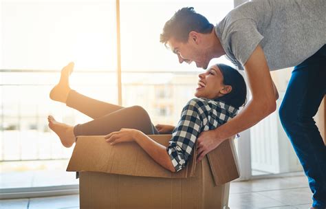3 financial mistakes to avoid when moving in together - WorkLife