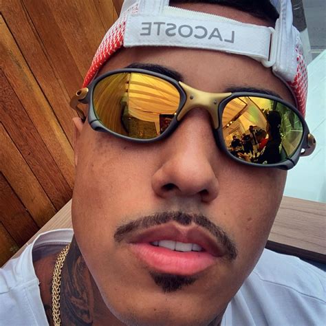 Search, discover and share your favorite mc livinho gifs. MC Livinho Termina Sua Carreira de Jogador Profissional