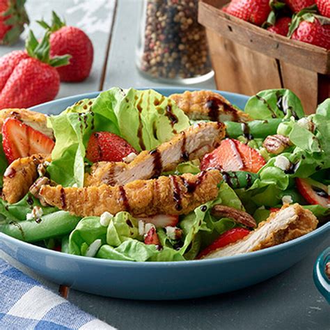 Bibb Lettuce Salad With Chicken Strips And Strawberries Recipe Perdue