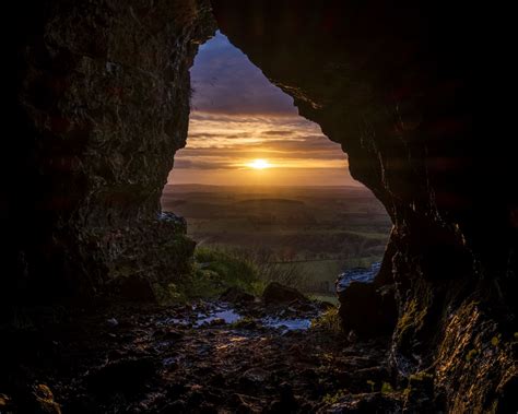 Download Wallpaper 1280x1024 Cave Sun Sunset Landscape Nature