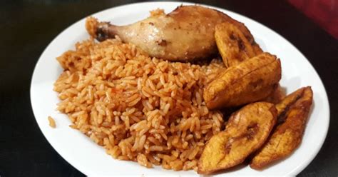 Jollof Rice With Fried Plantain And Grilled Chicken Recipe By Chiommy