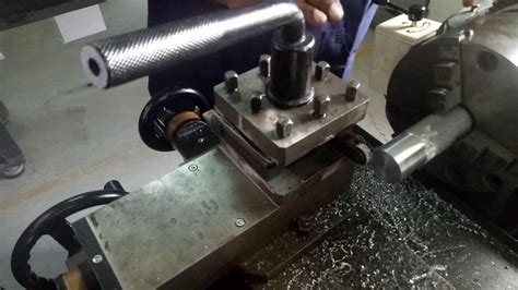 Knurling Process Using A Lathe Youtube