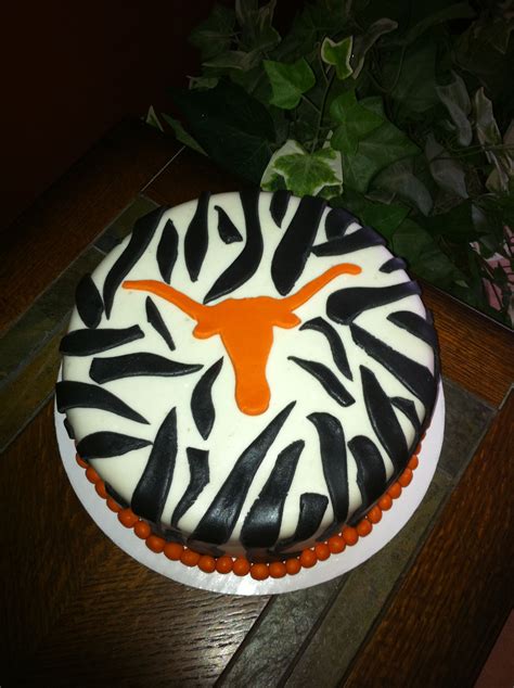 Hook Em Horns Texas Longhorns Cake With Zebra Print By Alynda Cone