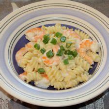 This one was fun to make pretty at the end with all the lemons. Shrimp and Pasta in a White Wine Cream Sauce - Kat's Recipes