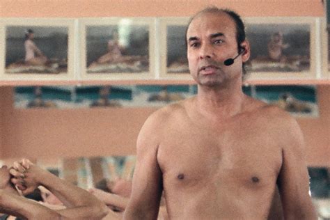 The True Story Of Bikram Choudhury The Yoga Instructor Behind The New Netflix Doc