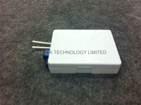 A 4 fiber wall outlet with 2 ports for jointing fiber optics cable and pigtails. Plastic Fiber Optic Termination Box Wall Socket 2 Port SC ...