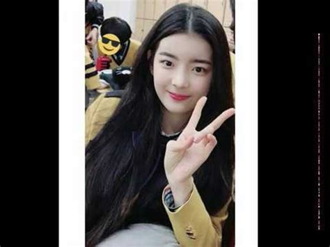 중국에서는 수나라 때, 한국에서는 고려 때 처음 시작했다.조선때는 거의 경복궁 근정전에서 치려졌다. ITZY JYP (있지) LIA PREDEBUT PHOTOS - 리아 (최지수) 과거 사진 - YouTube