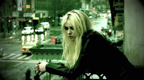 143 Taylor Momsen Hd Wallpapers Background Images Wallpaper Abyss