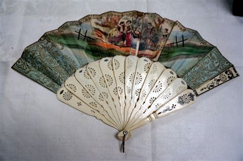 Extremely Rare Vintage Museum Quality Fan Antique Frenchivory Unique