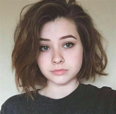 Aparencia de RPGs | Short hair styles, Short grunge hair, Girl short hair