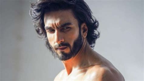 Ranveer Singh Summoned By Mumbai Police Over His Nude Photoshoot Read