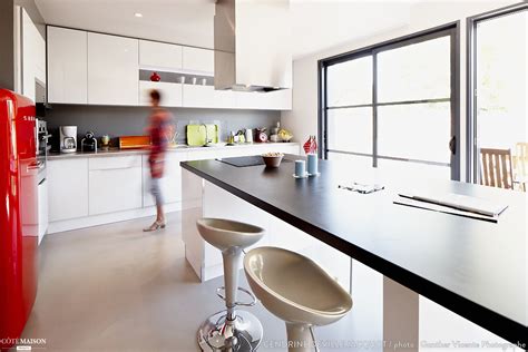 Meuble bar cuisineétagère rangement cuisinemeuble salle à mangerilot central barilot central tableidée déco cuisine ouverteilot cuisineilot bartable basse bar. Création d'une maison en bois L33 | Cuisine loft, Cuisines ...