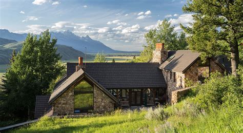 What Mountain Town Living Is Like Mansion Global