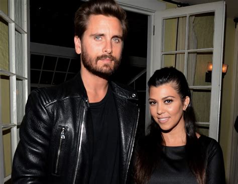 Age 37 years 10 month(s). Novia nueva de Scott Disick tiene 19 años y su ex ...