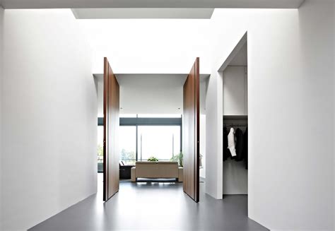 Fritsjurgens Choose Limitless Possibilities For Pivot Door Design