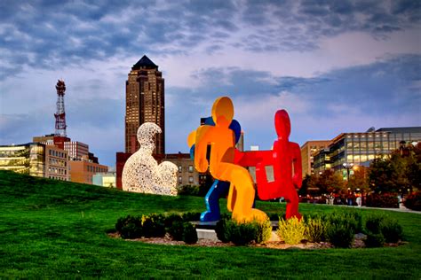 The 7 Best Things To Do In Des Moines Alltherooms The Vacation