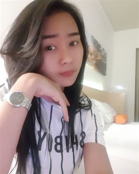 Wanda Indonesian Escort In Jakarta 2