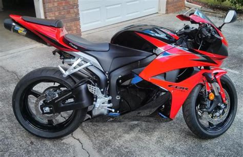 This video is intended to give you a quick tour of our motorcycle as if you were physically in our showroom. 2009 Honda Cbr600rr - news, reviews, msrp, ratings with ...