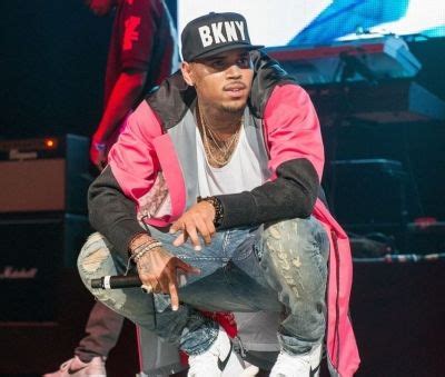 Chris brown's official music video for 'next to you' ft. Baixar Musica De Chris Brow - Baixar Musica Chris Brown ...