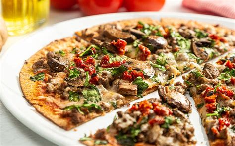 Lauras Lean Ground Beef Superfood Pizza