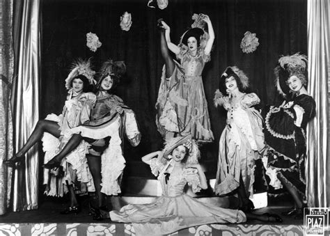 cabaret dancers 1900 1930