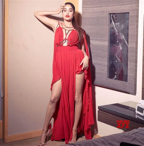 Actress Janhvi Kapoor Hot Stills Styled By Mohit Rai Social News Xyz