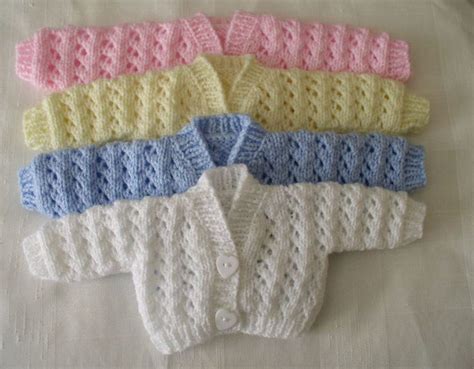 Hooded baby cardigans free knitting patterns. 1000+ images about Baby Matinee Jackets on Pinterest ...