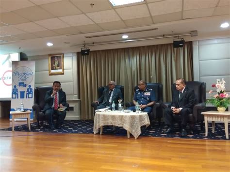 Jabatan kastam diraja malaysia adalah salah sebuah badan jabatan kerajaan di bawah kementerian kewangan malaysia. Institut Integriti Malaysia Dengan Kerjasama Jabatan ...