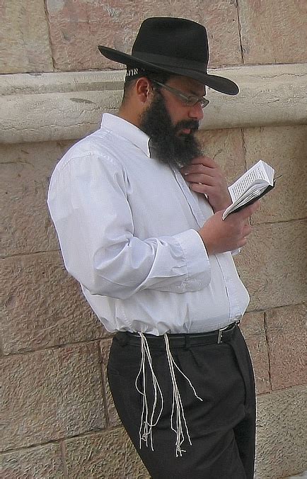 Jewish Religious Clothing Wikipedia