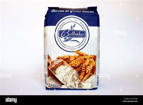 Belbake Flour Sold By Lidl Supermarket Chain Stock Photo Alamy